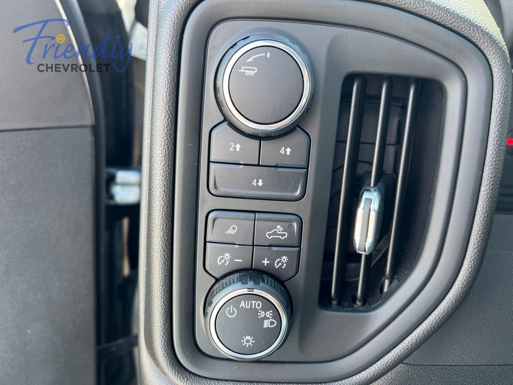 Certified 2025 Chevrolet Silverado 2500 Custom w/ Custom Value Package AWD/4WD image 31