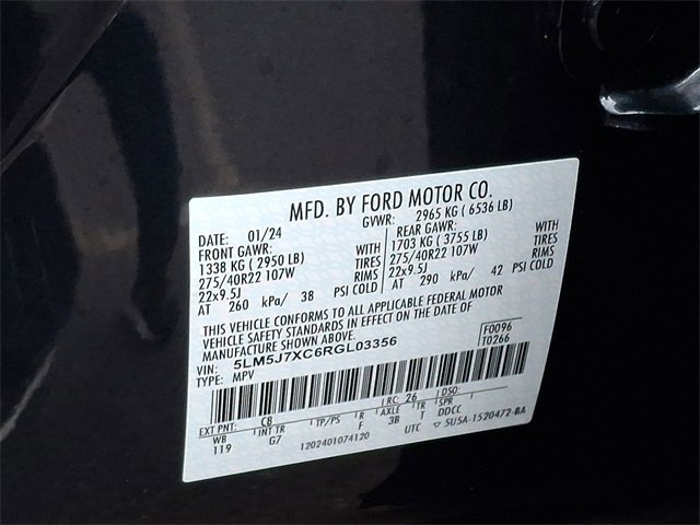 Certified 2024 Lincoln Aviator Reserve w/ Equipment Group 201A image 28