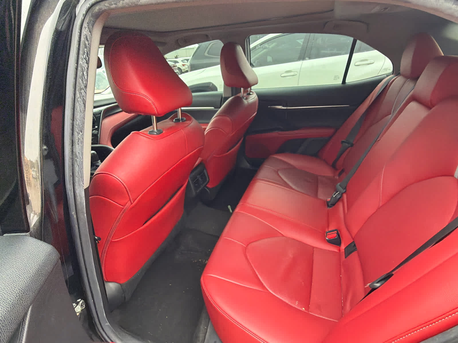 Used 2021 Toyota Camry XSE FWD image 10
