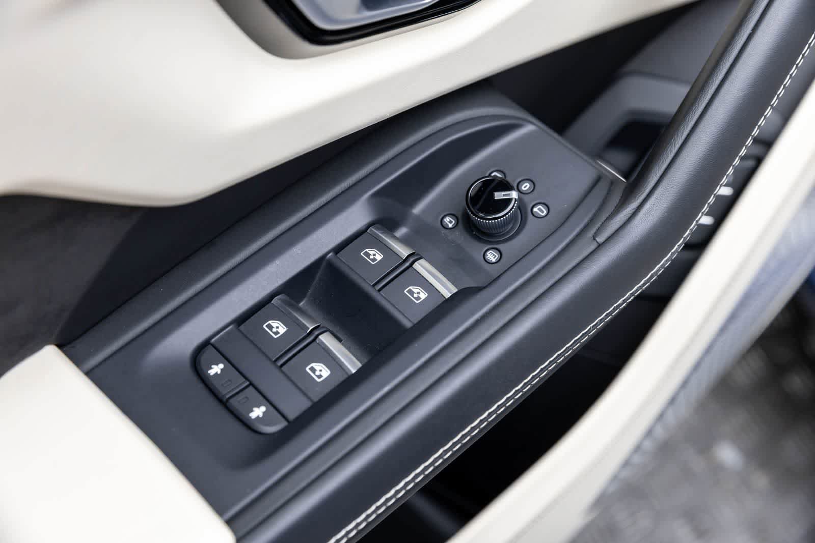 Used 2019 Lamborghini Urus image 28