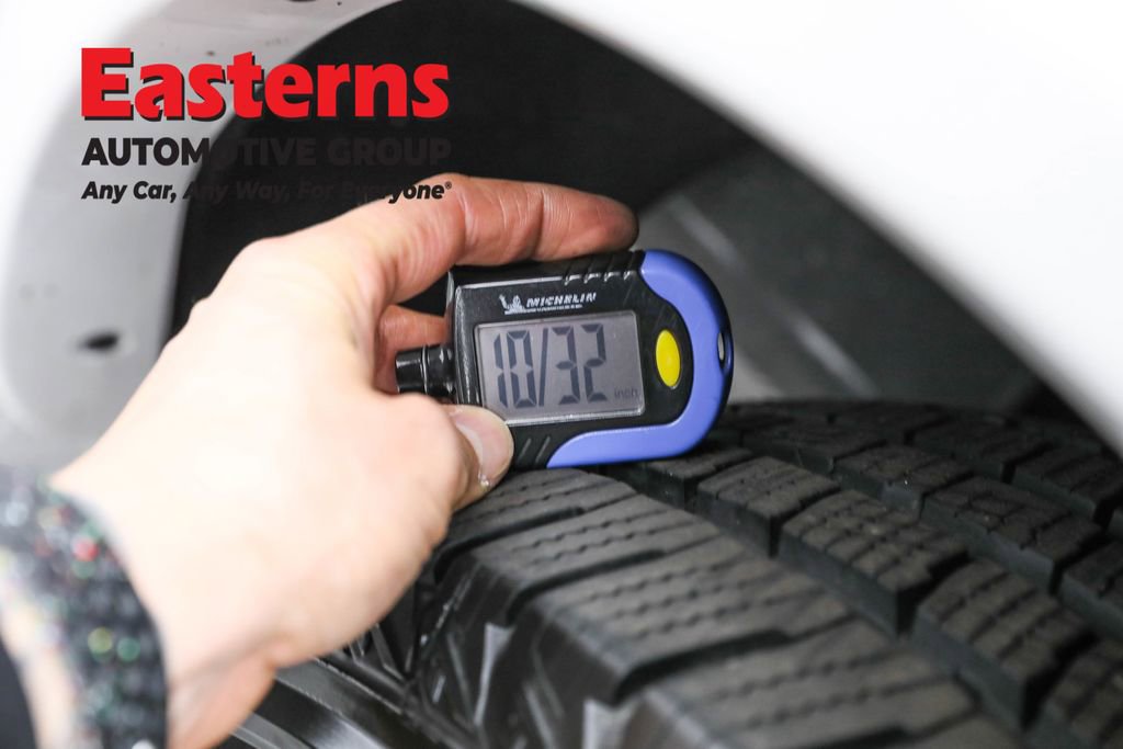 Used 2024 Nissan Armada SV image 30