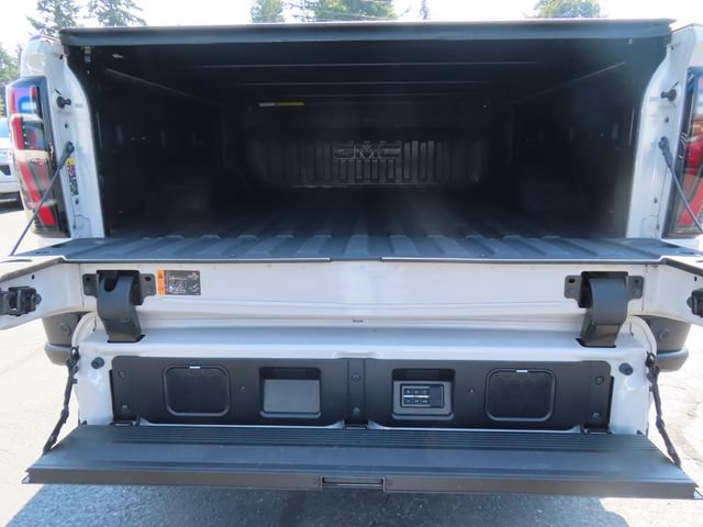 Certified 2026 GMC Sierra 2500 AT4X w/ AT4X AEV Edition AWD/4WD image 8