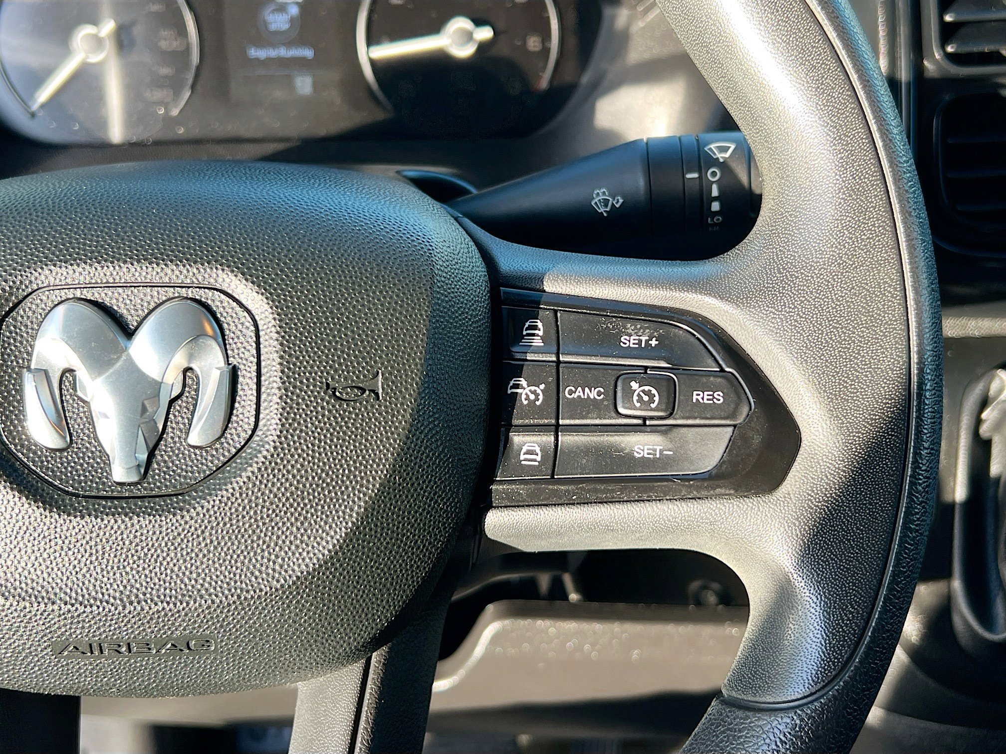 Used 2022 RAM ProMaster 2500 w/ Convenience Group image 18