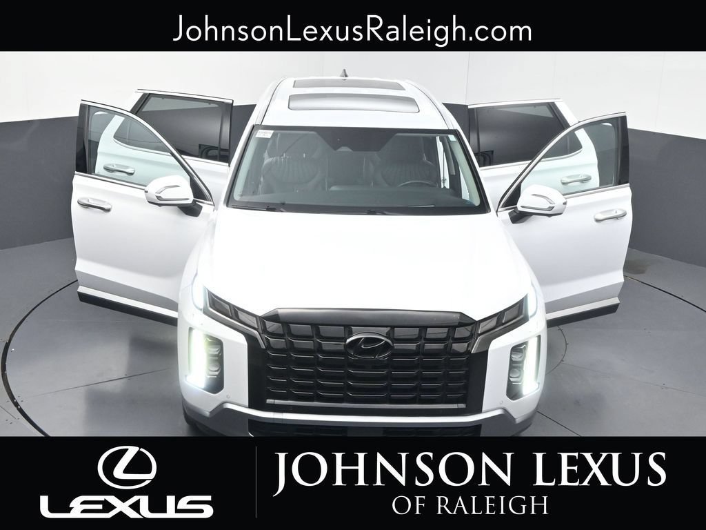 Used 2024 Hyundai Palisade Limited AWD/4WD image 33