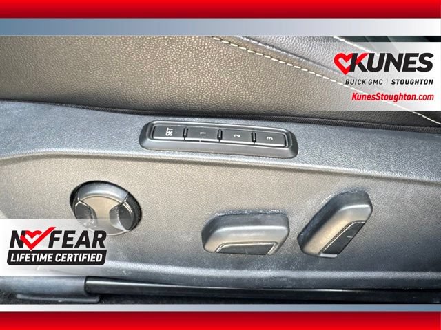 Used 2024 Volkswagen Jetta SEL FWD image 18
