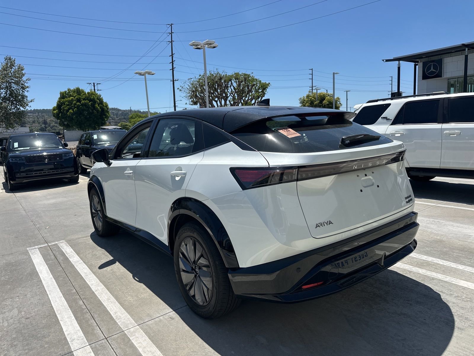 Used 2024 Nissan Ariya AWD image 4