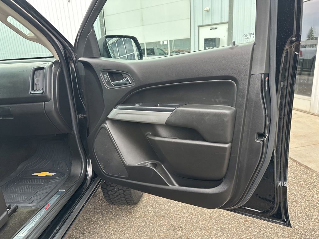 Used 2018 Chevrolet Colorado ZR2 w/ ZR2 Midnight Special Edition image 51