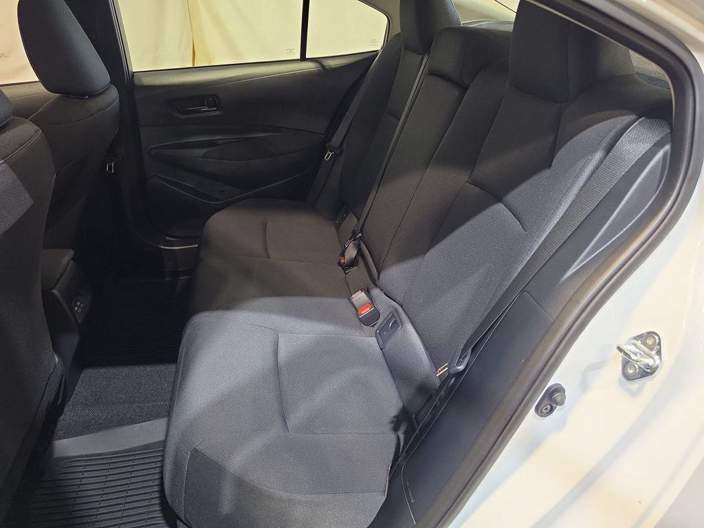 Used 2026 Toyota Corolla LE FWD image 24