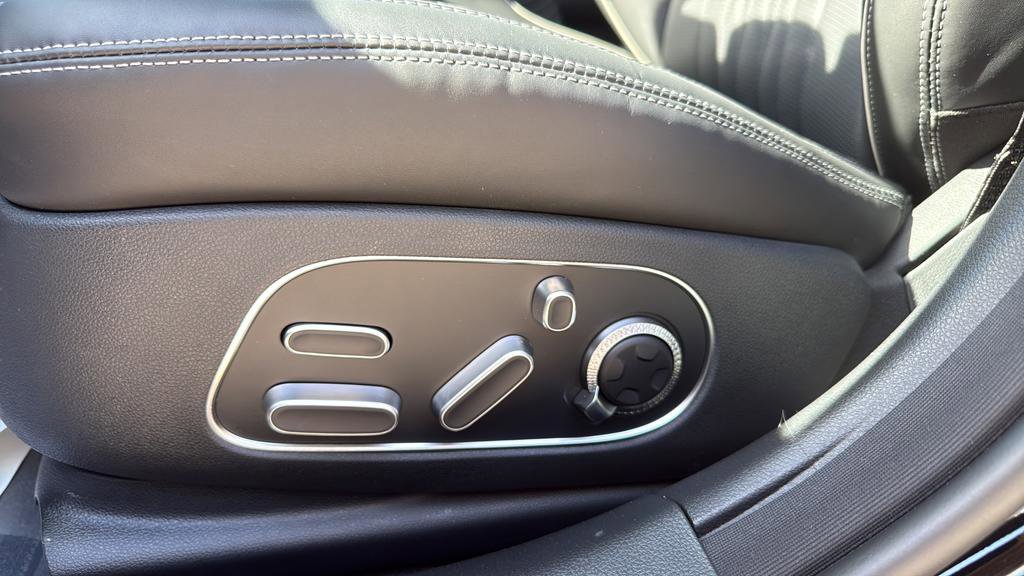 New 2026 Genesis G90 3.5T image 31