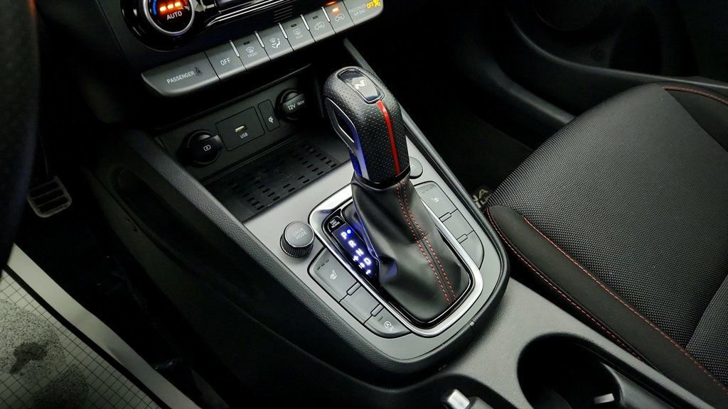 Used 2022 Hyundai Kona N Line image 16