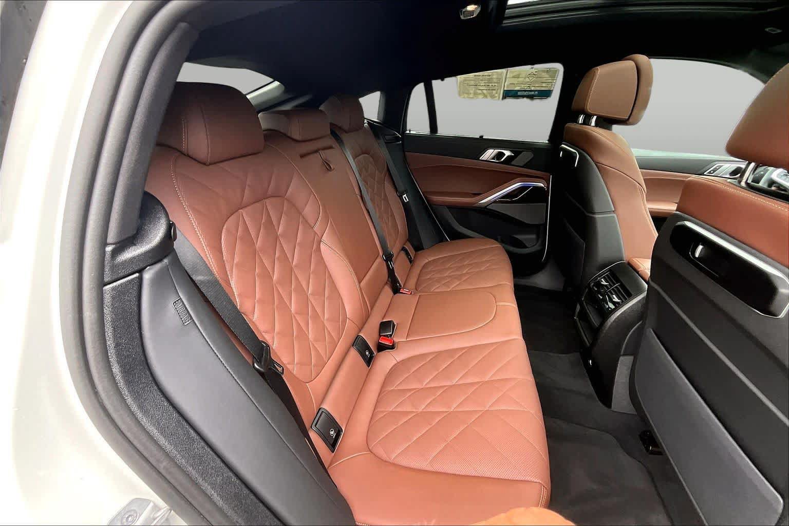 Used 2026 BMW X6 xDrive40i AWD/4WD image 20
