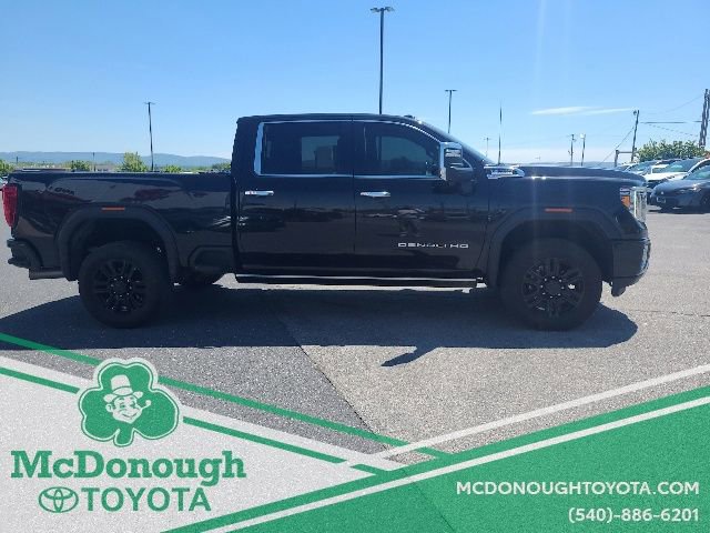 Used 2022 GMC Sierra 2500 Denali w/ Denali Black Diamond Edition AWD/4WD image 5