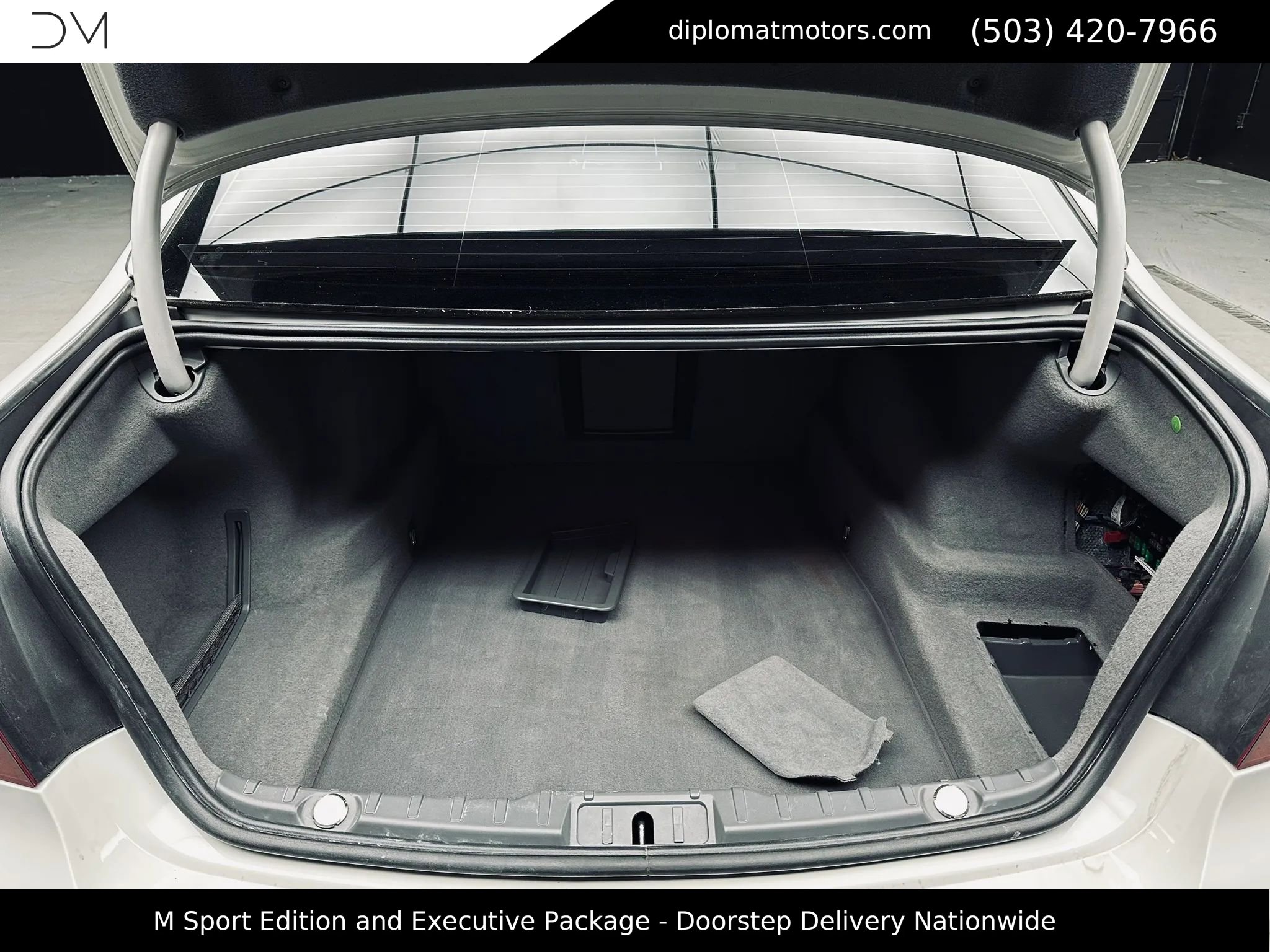 Used 2015 BMW 750Li xDrive AWD/4WD image 42