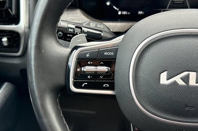 Certified 2022 Kia Sorento SX Prestige AWD/4WD image 33