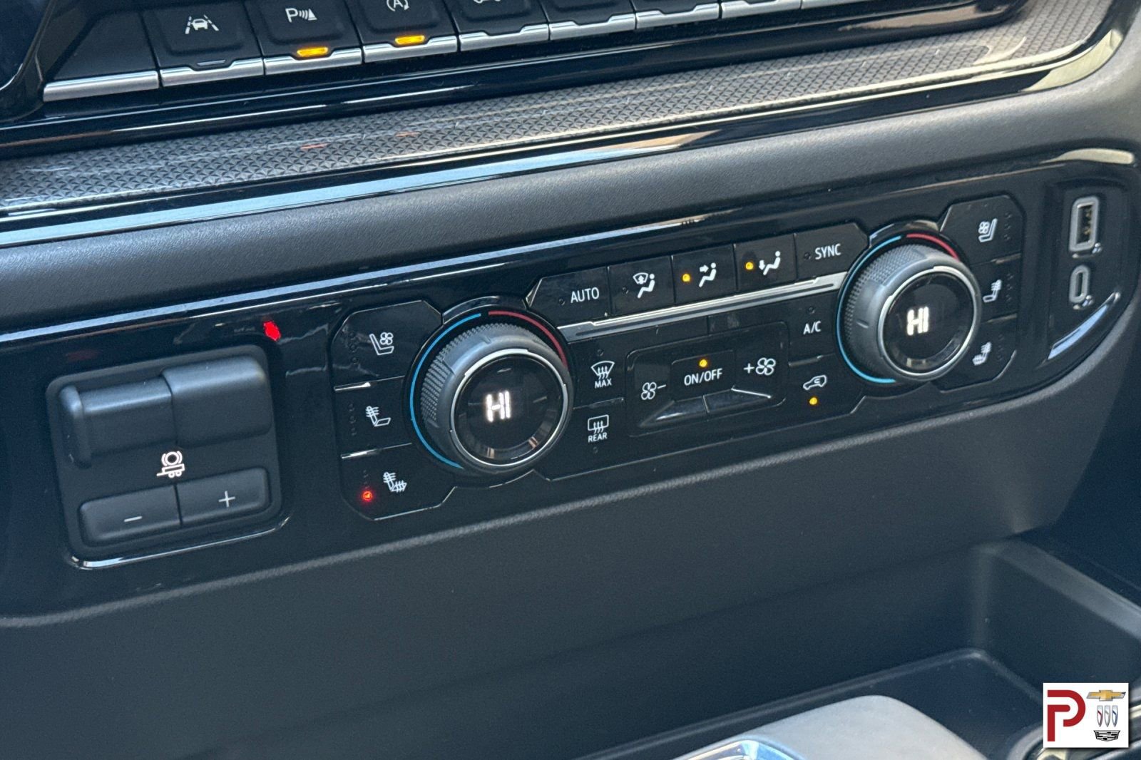 Certified 2025 Chevrolet Silverado 1500 ZR2 w/ Technology Package image 24