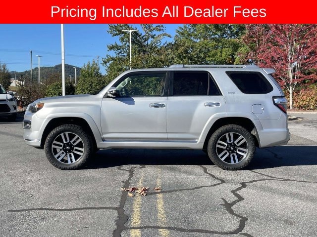 Used 2014 Toyota 4Runner Limited AWD/4WD image 2