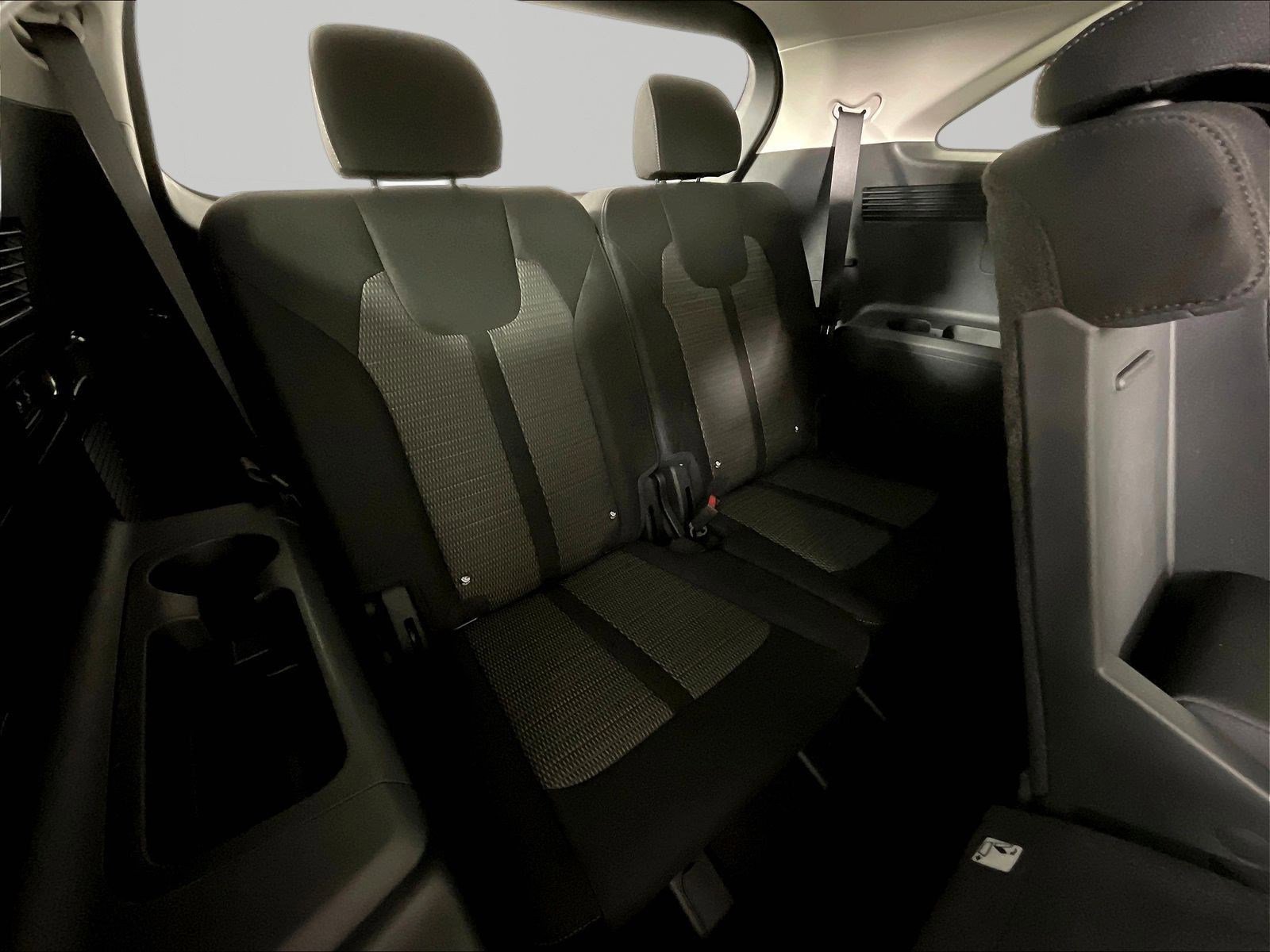 Certified 2026 Kia Sorento LX FWD image 26