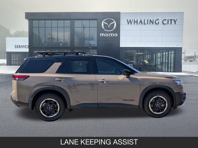 Used 2024 Nissan Pathfinder Rock Creek AWD/4WD image 9