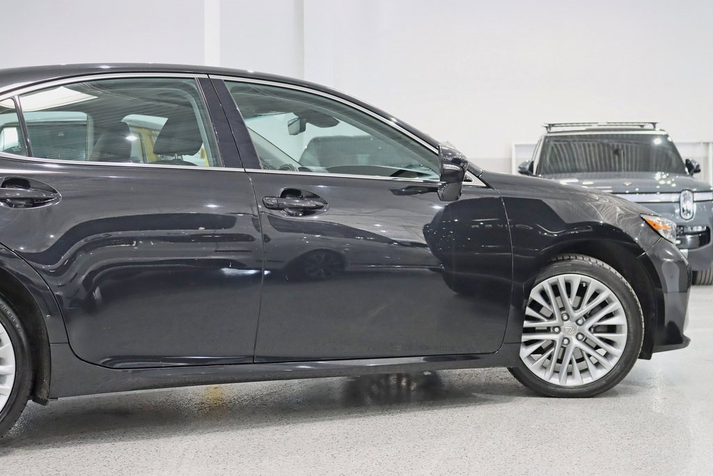 Used 2016 Lexus ES 350 image 11