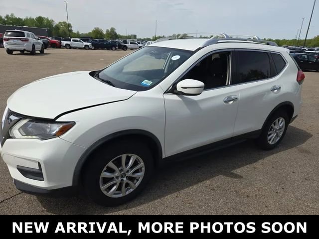 Used 2017 Nissan Rogue SV