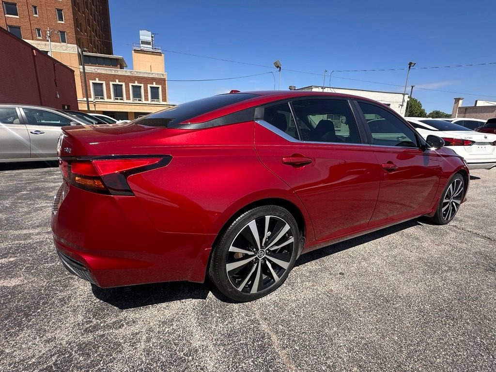 Used 2021 Nissan Altima 2.5 SR w/ SR Premium Package FWD image 7