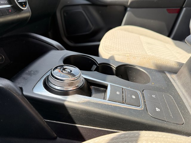 Used 2020 Ford Escape SE AWD/4WD image 22