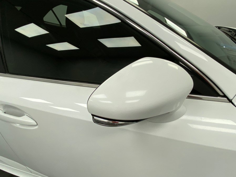 Used 2018 Lexus IS 300 AWD image 12