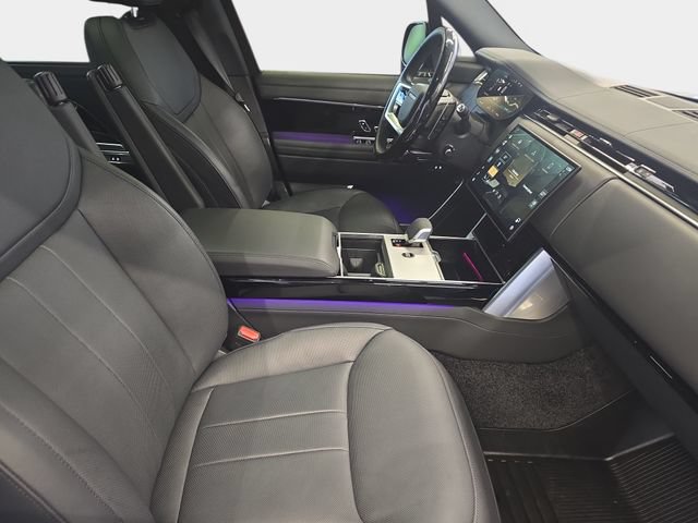 Certified 2025 Land Rover Range Rover Long Wheelbase SE AWD/4WD image 12
