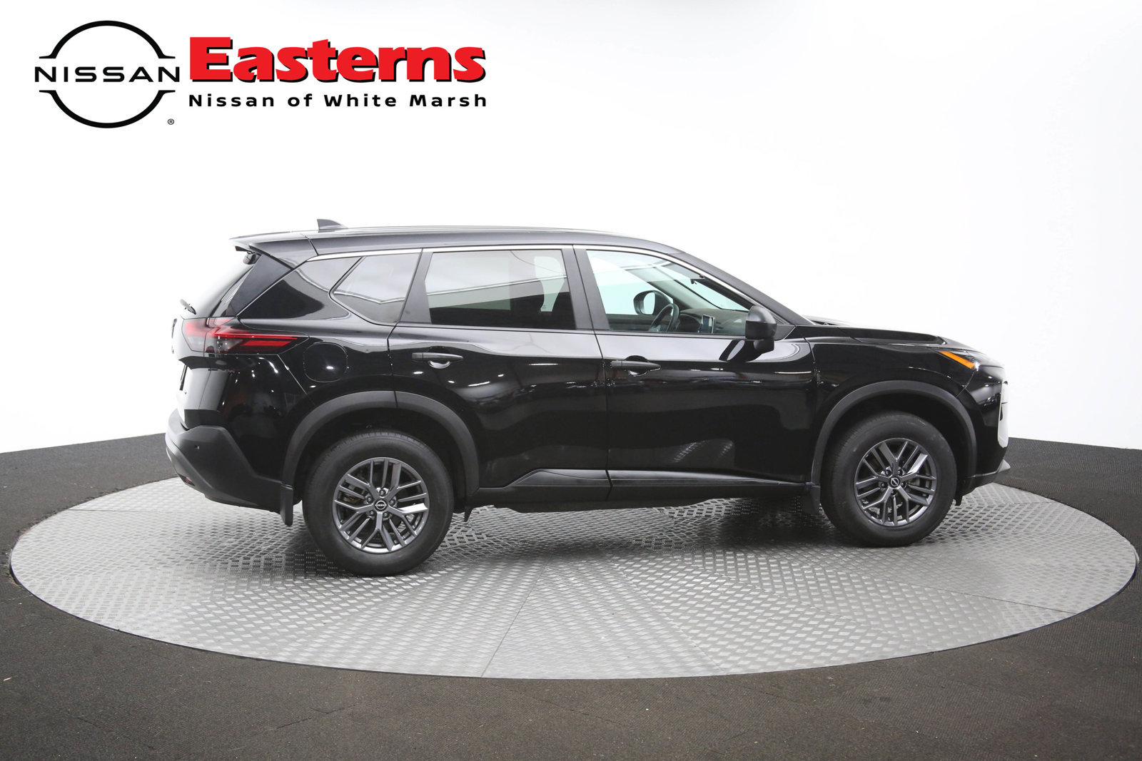 Used 2023 Nissan Rogue S AWD/4WD image 43