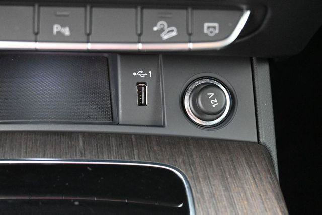 Used 2024 Audi Q5 2.0T Premium AWD/4WD image 24