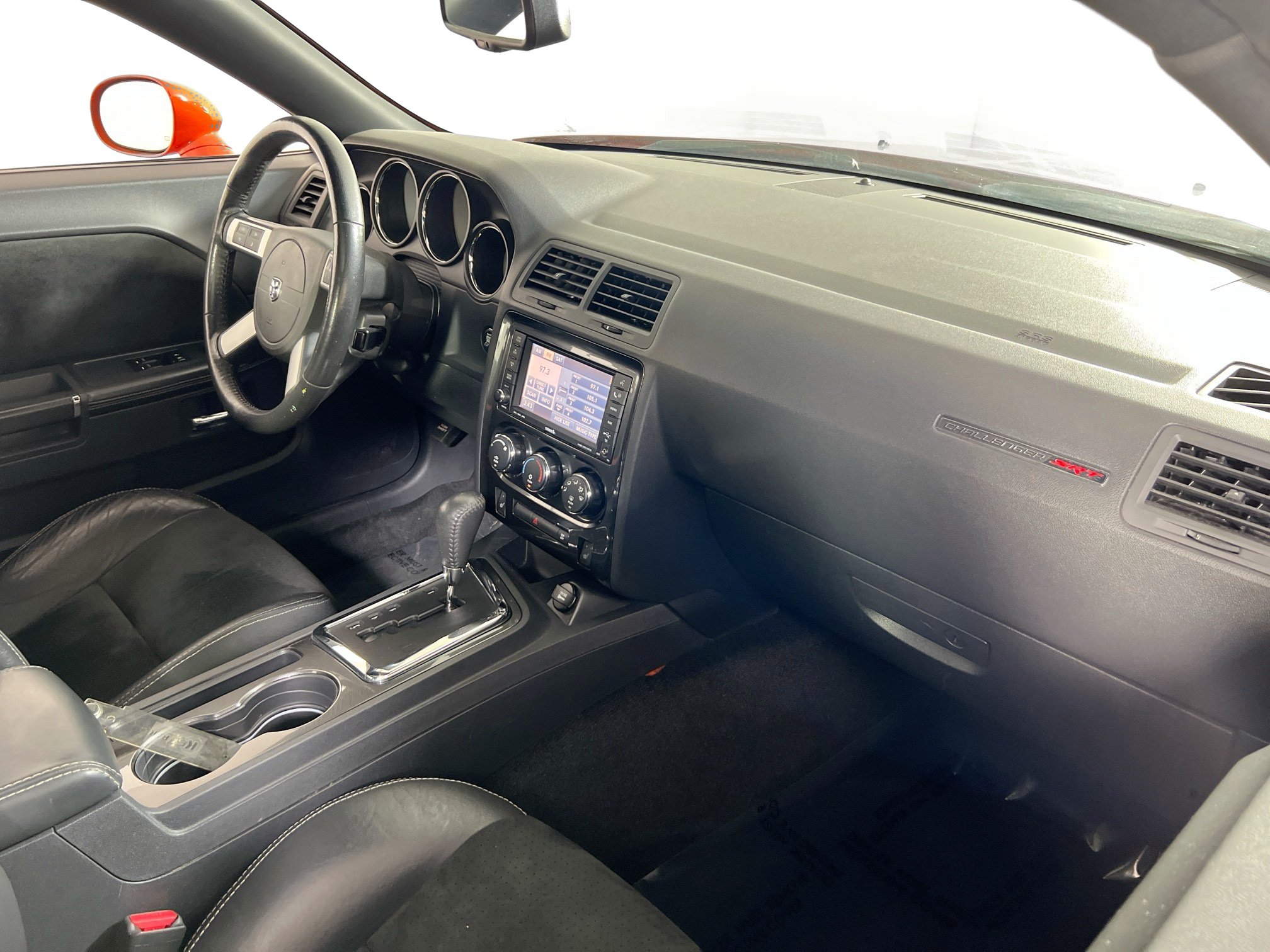 Used 2009 Dodge Challenger SRT8 RWD image 27