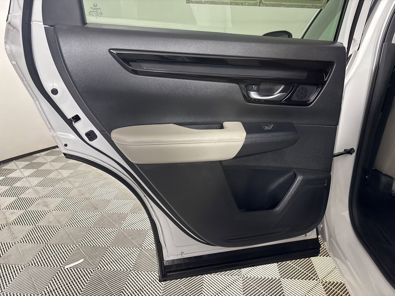 Used 2024 Honda CR-V EX-L image 20