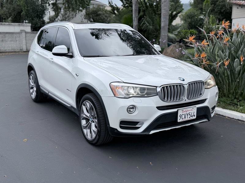 Used 2017 BMW X3 xDrive28i w/ Technology Package AWD/4WD image 4