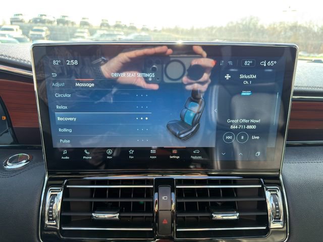 Used 2024 Lincoln Navigator Reserve AWD/4WD image 34