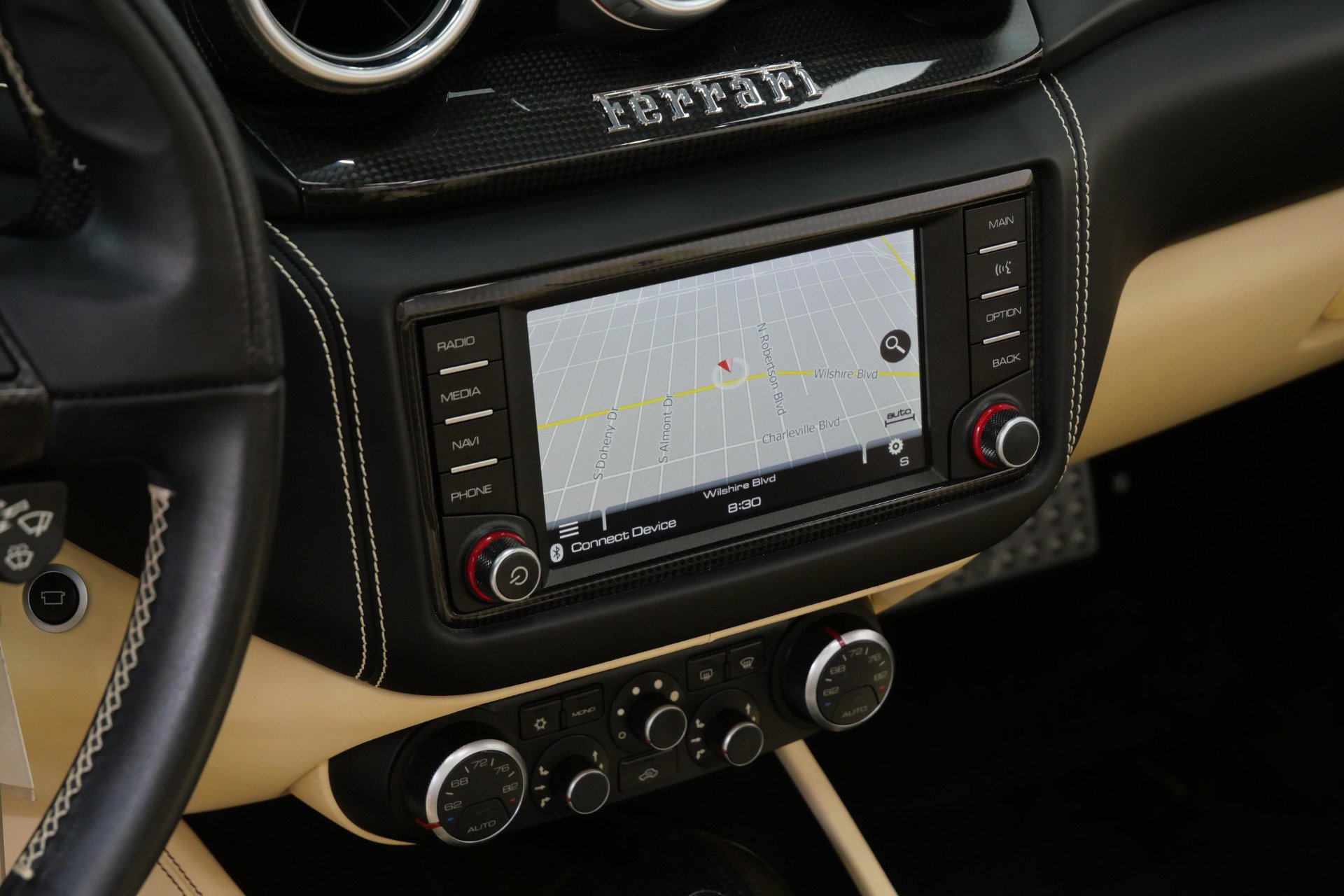 Used 2015 Ferrari California T RWD image 17