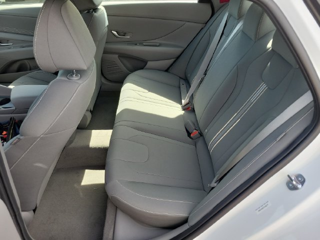 New 2026 Hyundai Elantra Sport FWD image 21