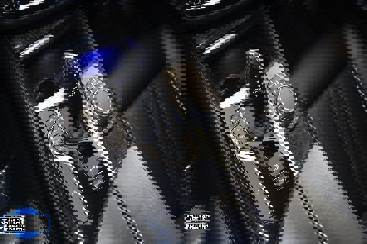 Used 2020 BMW M550i xDrive w/ Premium Package image 32