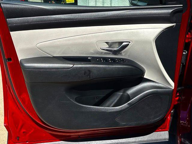 Used 2025 Hyundai Tucson SEL AWD/4WD image 12