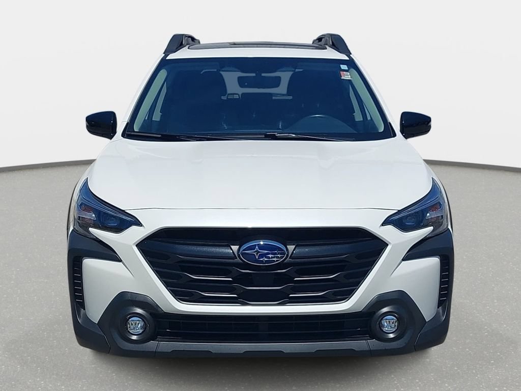 Used 2025 Subaru Outback Onyx Edition XT AWD/4WD image 2
