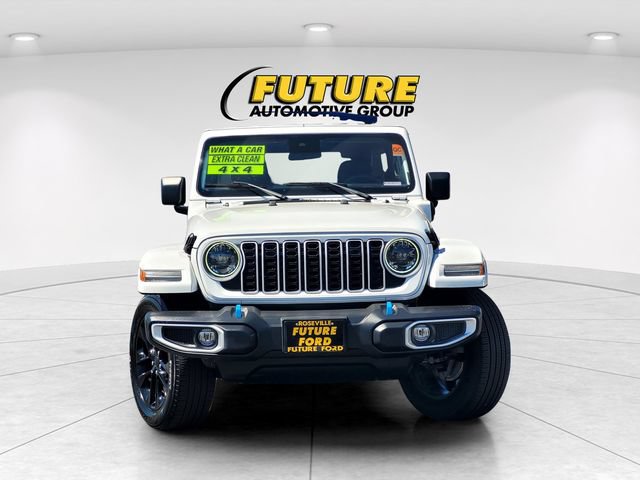 Used 2024 Jeep Wrangler Unlimited Sahara AWD/4WD image 2