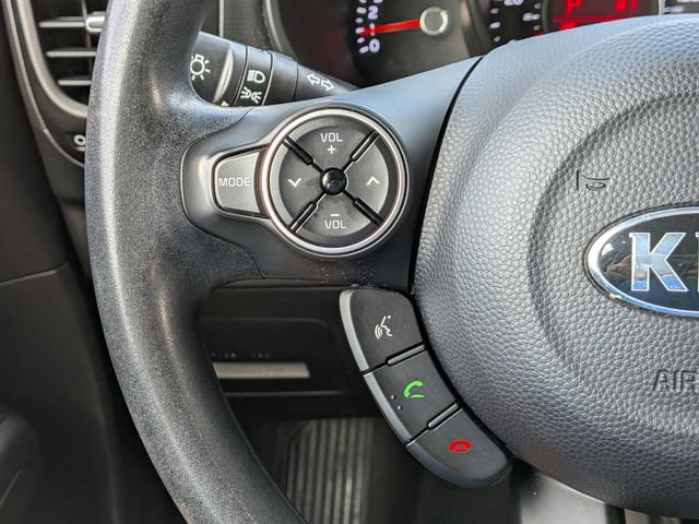 Used 2015 Kia Soul FWD image 25