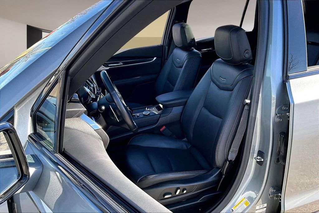 Certified 2023 Cadillac XT6 Sport w/ Technology Package image 27