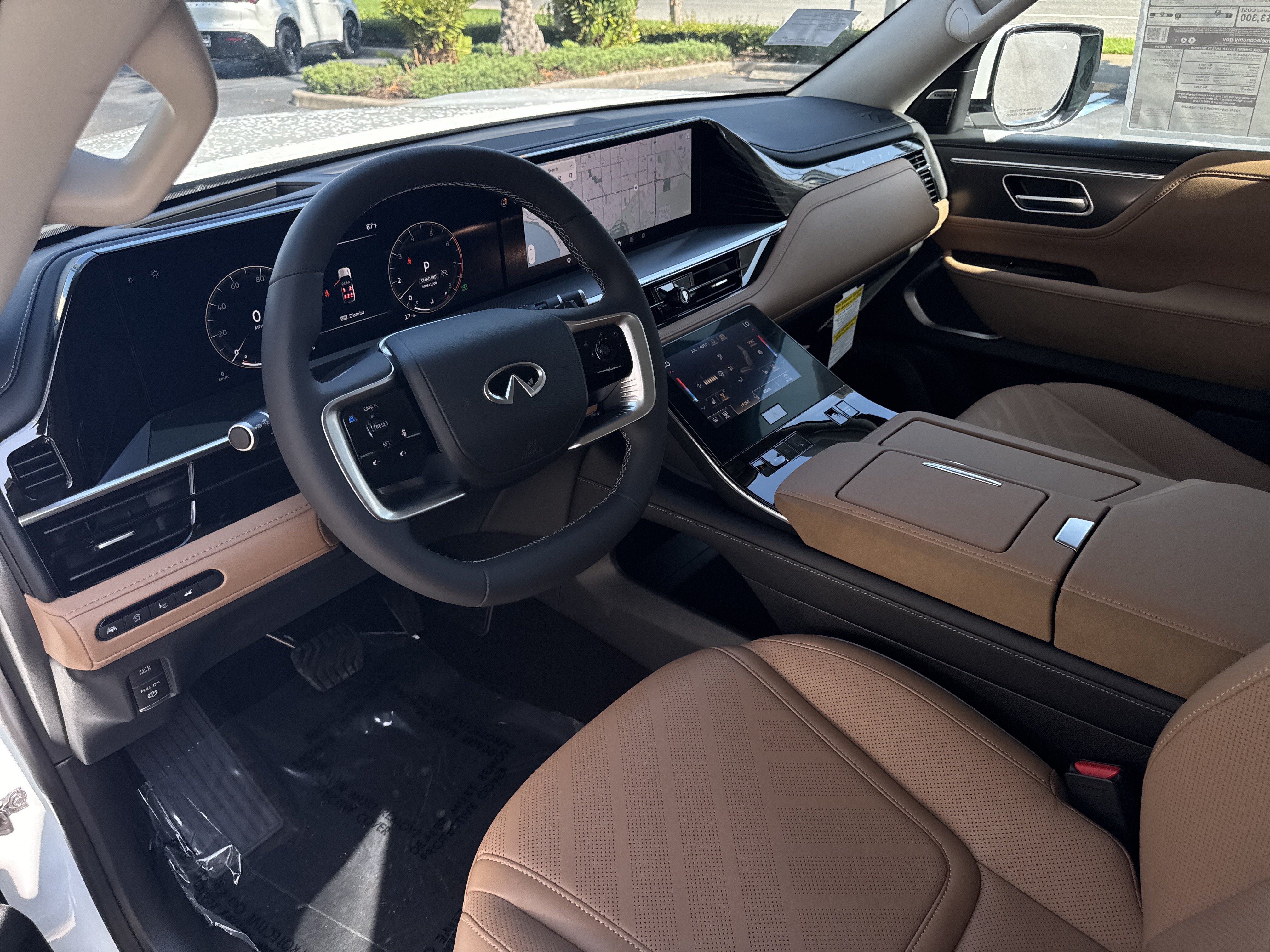 New 2027 INFINITI QX80 Luxe w/ Cargo Package RWD image 16