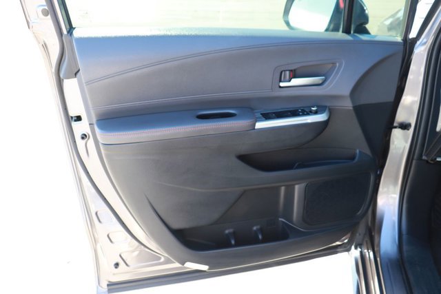 Used 2022 Toyota Sienna XSE w/ XSE Plus Package image 9