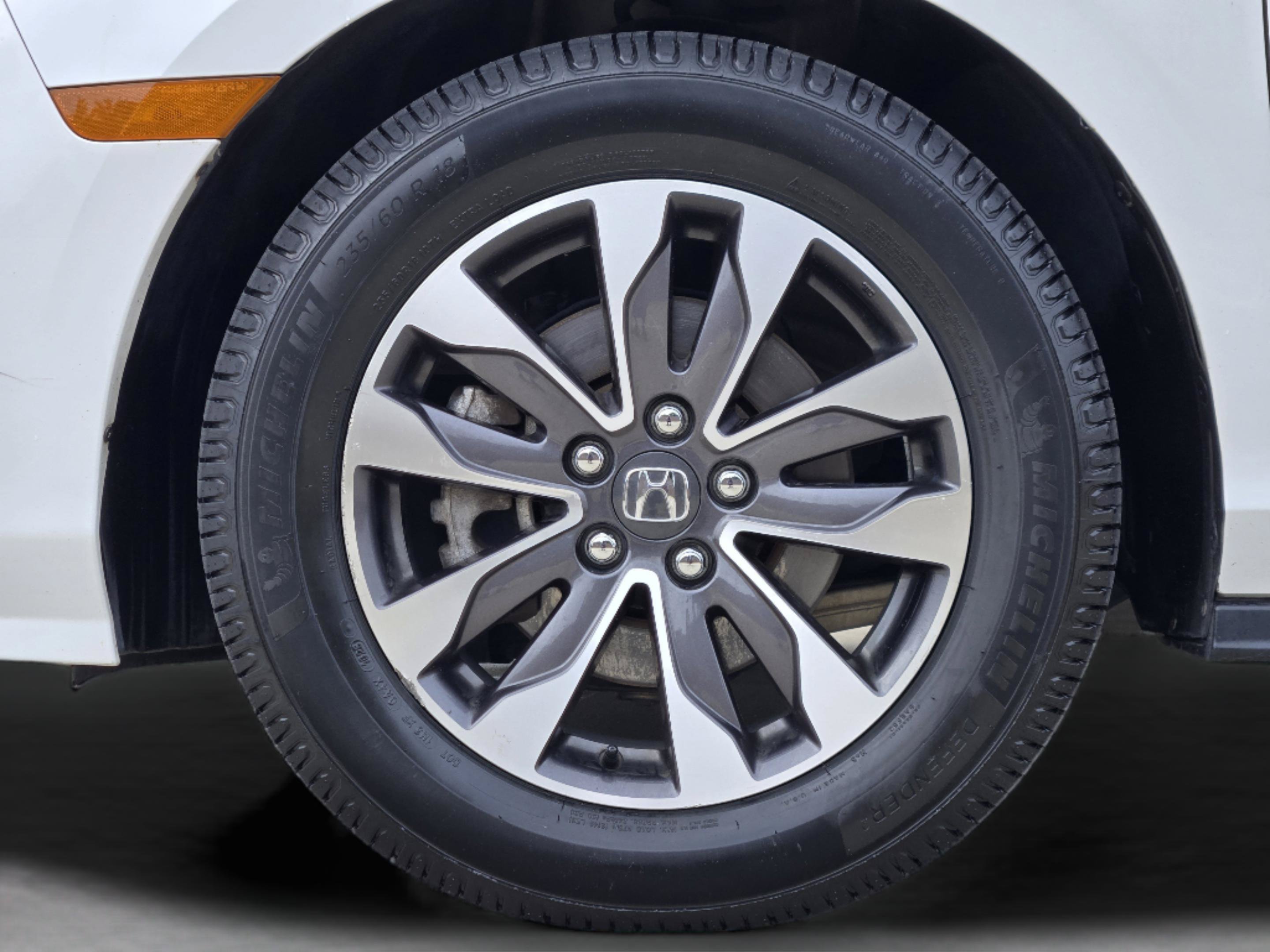 Certified 2023 Honda Odyssey EX-L image 30