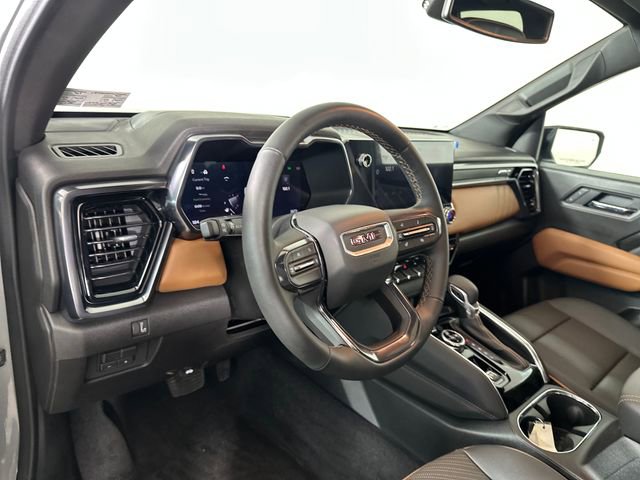 Used 2026 GMC Canyon AT4 w/ Technology Plus Package AWD/4WD image 13