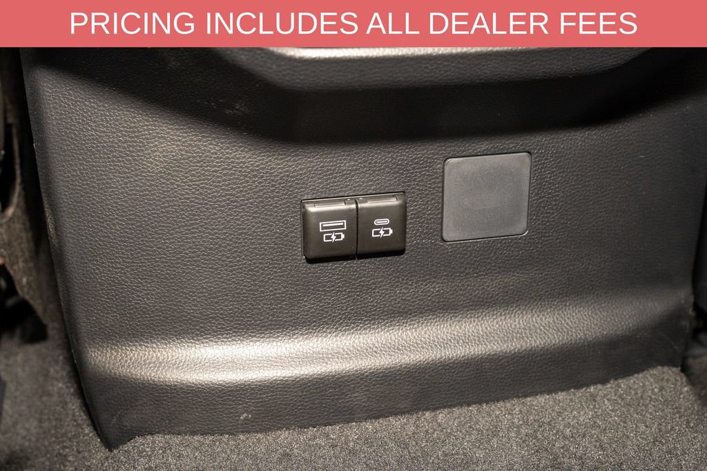 Used 2025 Toyota Tundra SR5 w/ SR5 Convenience Package AWD/4WD image 7