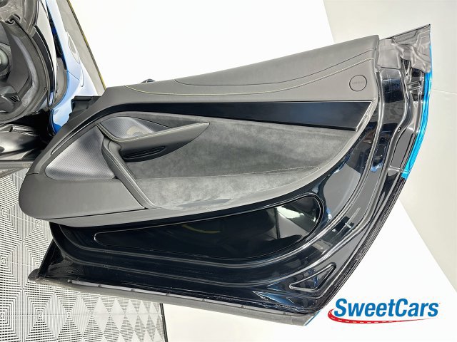 Used 2022 McLaren 720S Spider RWD image 42