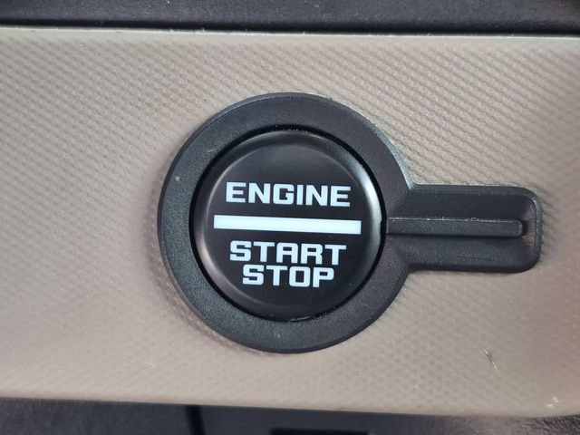 Used 2022 Ford Bronco Wildtrak AWD/4WD image 17