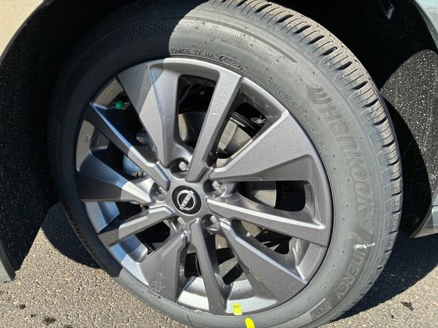 New 2026 Nissan Sentra SL w/ Floor Mat Package image 10